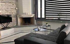 M&F Meteora Apartments #1